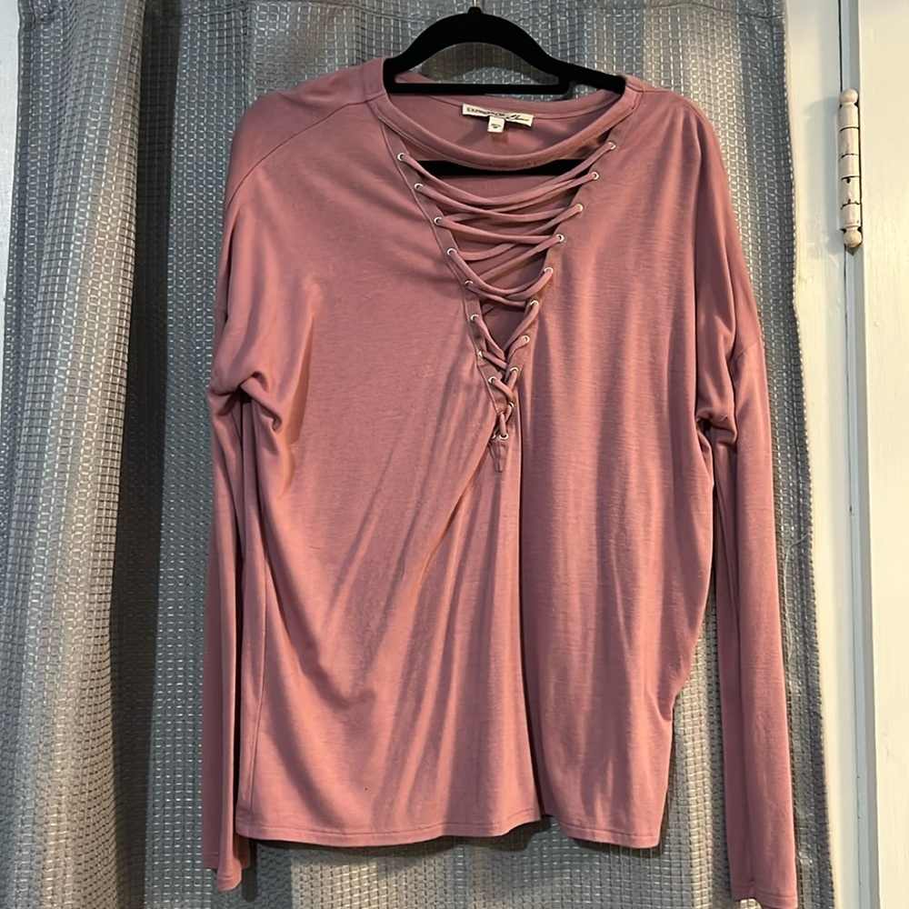 Cute expression one eleven top, nice mauve color